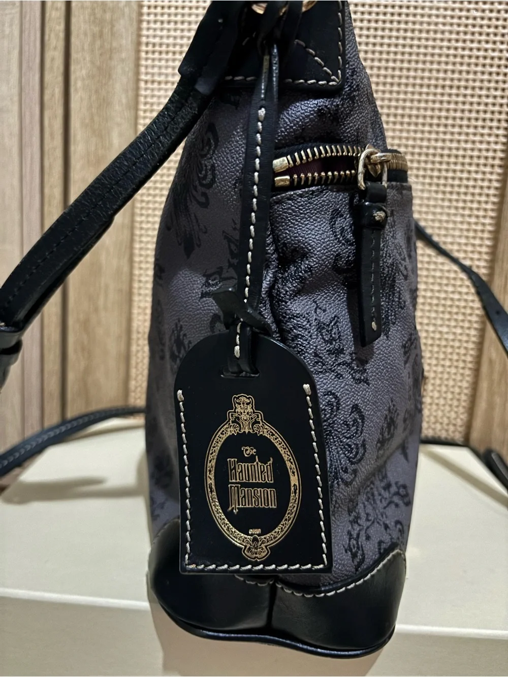 Dooney & Bourke sleek dooney